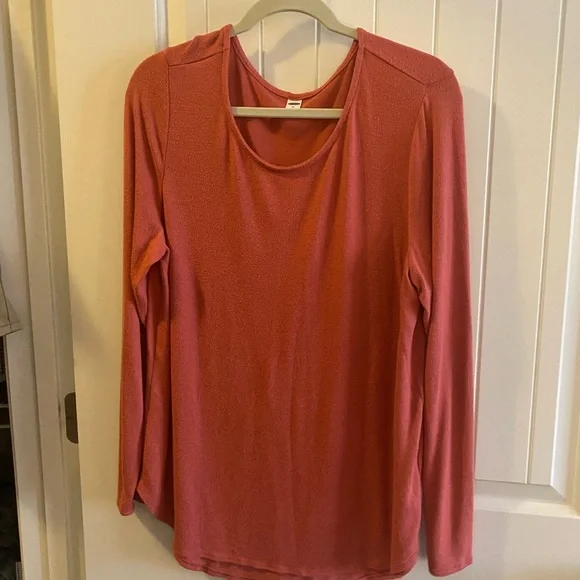 Orange Coral sweater by Old Navy. So soft! - Picture 3 of 3